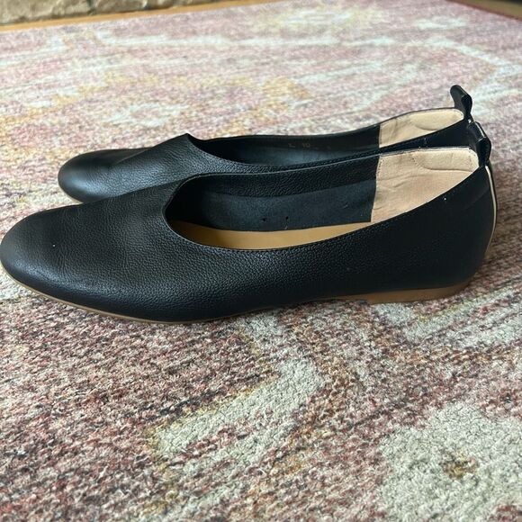 Everlane The Day Glove in Black Leather - Picture 2 of 6